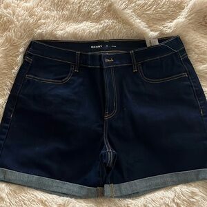 Old navy NWT women’s shorts size 12